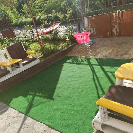 Guest Rooms Profirov ซลาโตกราด ภายนอก รูปภาพ