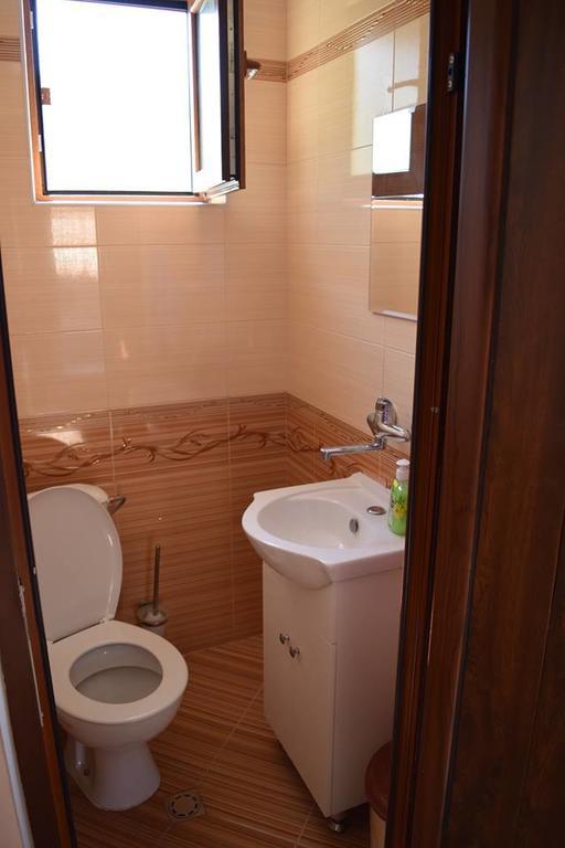 Guest Rooms Profirov ซลาโตกราด ภายนอก รูปภาพ
